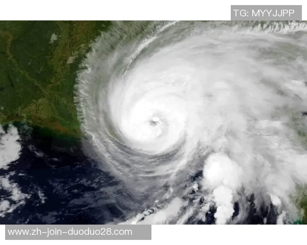 阿独立与飓风的较量谁能在风暴中胜出探讨两者的实力与魅力